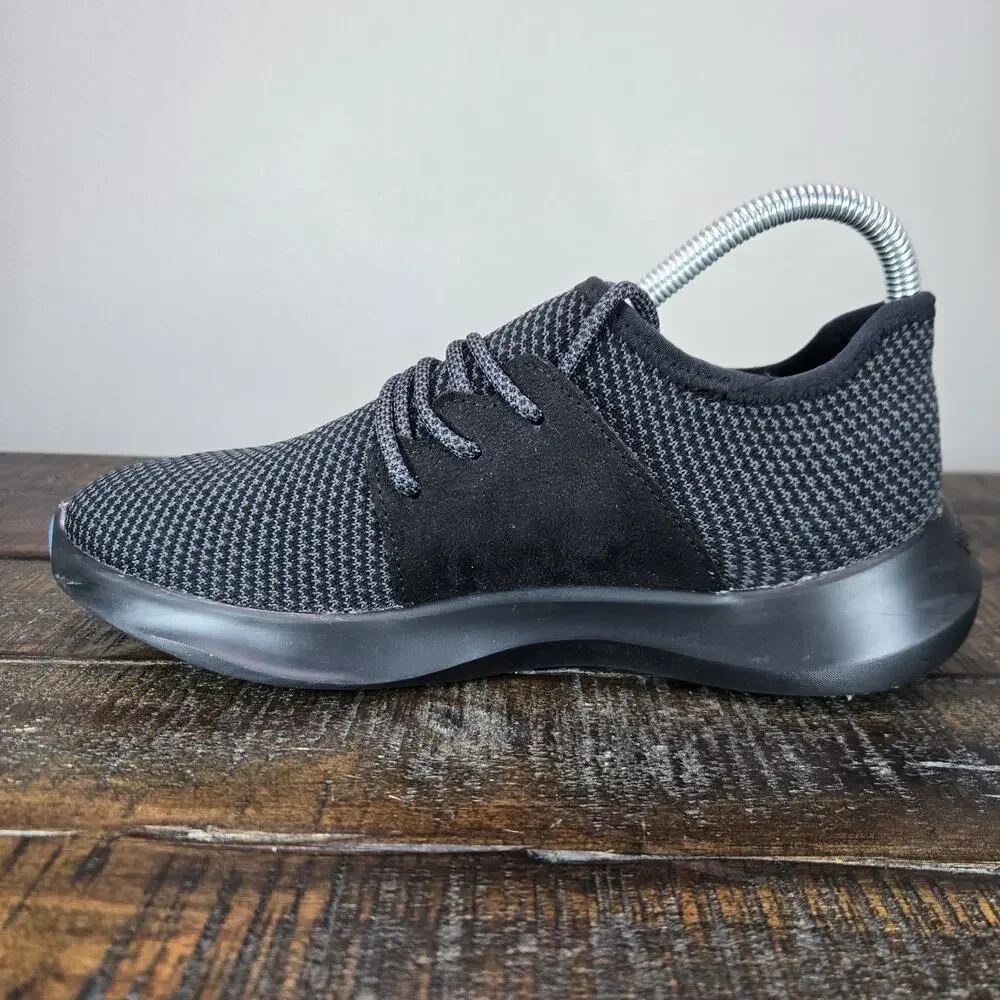 Vessi Everyday Classic Womens Size 7 Waterproof Shoes Sneakers All Black